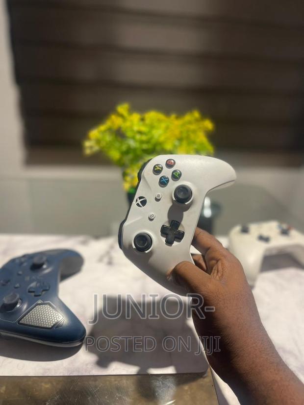 Xbox1 Wireless Homeused Controller · Photo 3