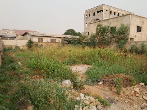 A Plot of Land for Sale Behinde Trade Fair Labadi Tsse Addo · Photo 1