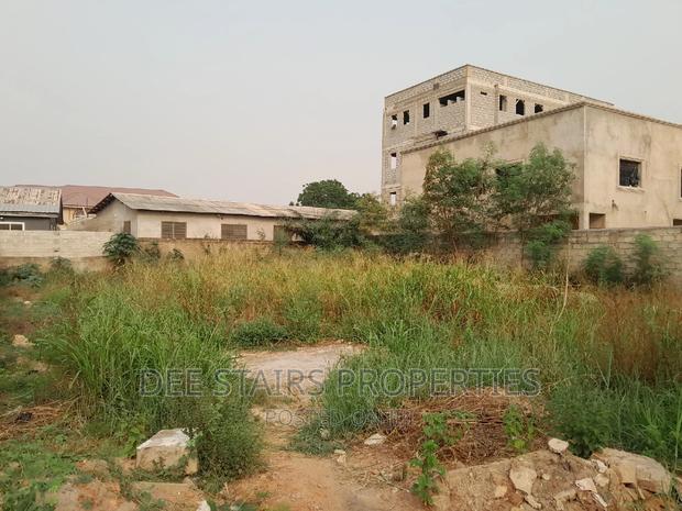A Plot of Land for Sale Behinde Trade Fair Labadi Tsse Addo · Photo 4