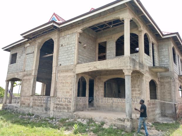 7bdrm House in Oyibi, Tema Metropolitan for sale · Photo 7
