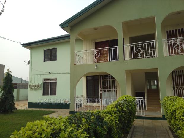 8bdrm Mansion in Com25 Annex, Tema Metropolitan for sale · Photo 5