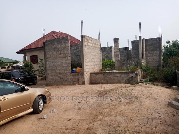 3bdrm House in Com25 Annex, Tema Metropolitan for sale · Photo 3