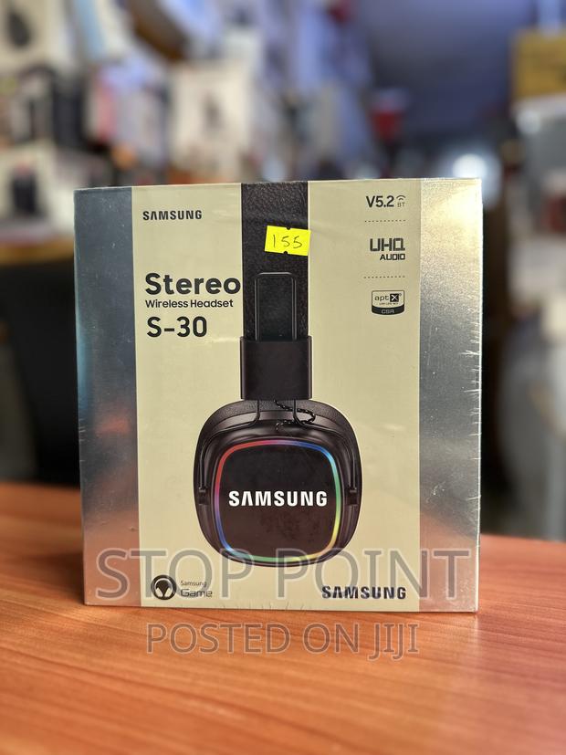 Wireless Headset · Photo 1