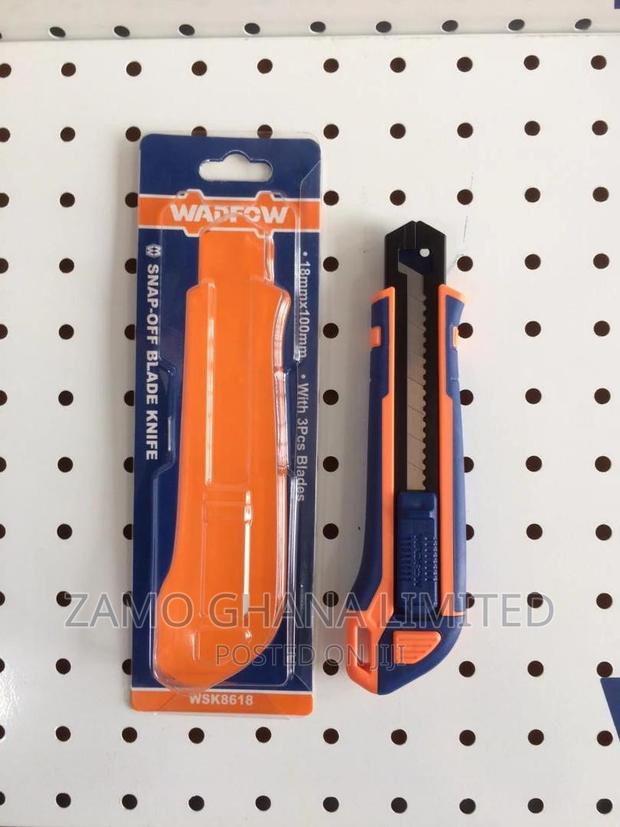 Snap-Off Blade Knife - Wsk8618 · Photo 1