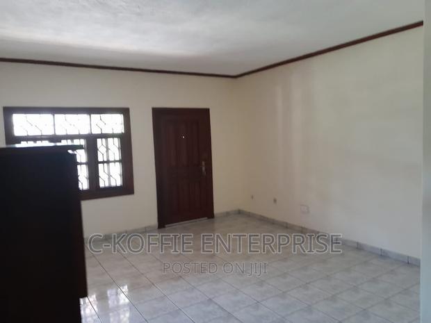 5bdrm House in Labone for rent · Photo 6