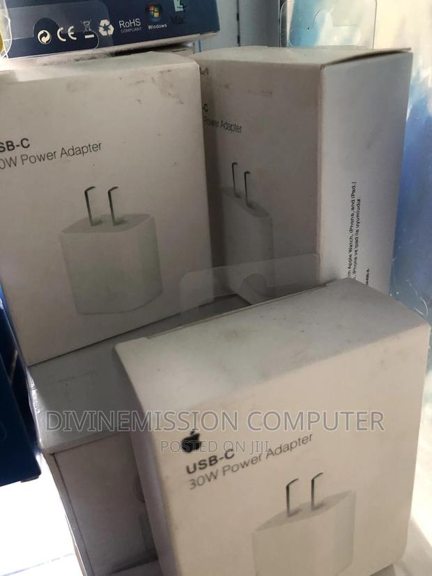 iPhone Type C Charger Head 2 Pins,30w · Photo 4