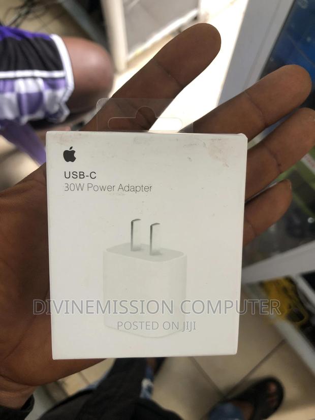 iPhone Type C Charger Head 2 Pins,30w · Photo 3