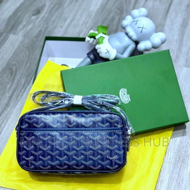 Side Bags (Goyard) · Photo 3