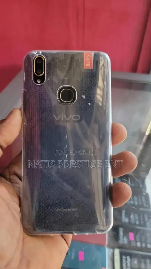 Vivo Y85 64 GB Black · Photo 1
