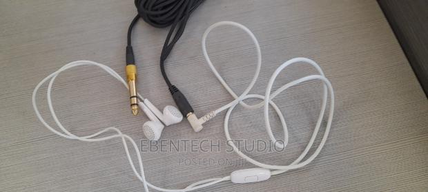 In Ear Headphone Extension Cable · Photo 5