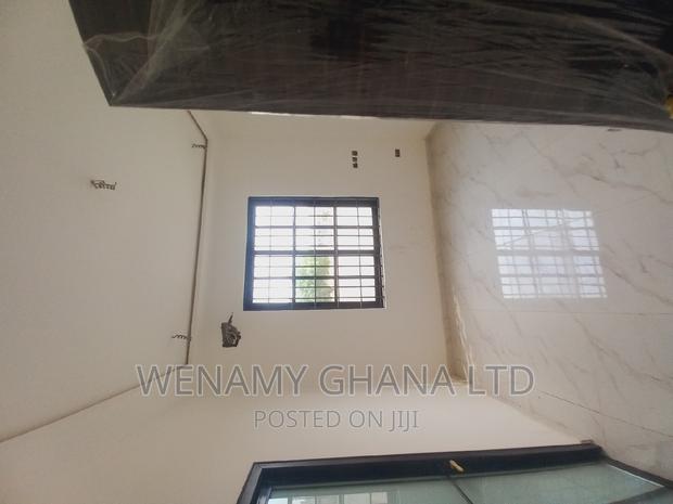 3bdrm House in Community 25, Tema Metropolitan for sale · Photo 3