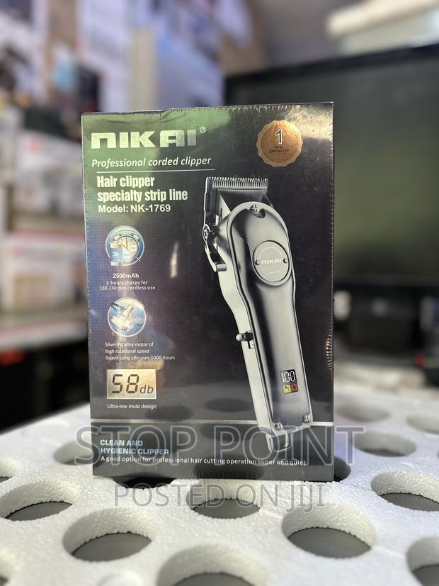 Professional Corded Hair Clipper · Photo 2