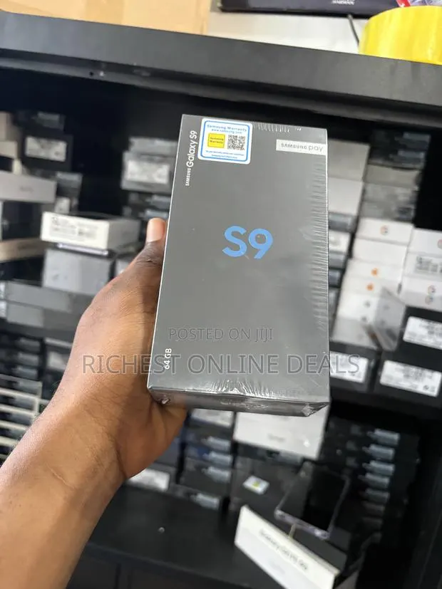 New Samsung Galaxy S9 64 GB Black · Photo 1