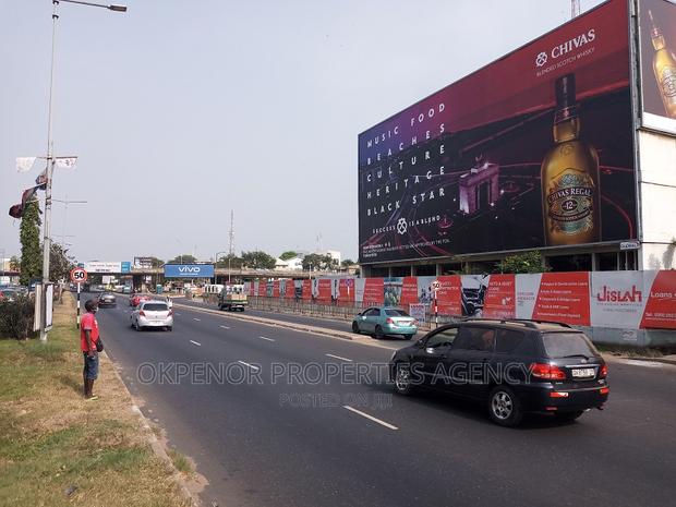 Roadside Propert for Sale at Accra · Photo 5