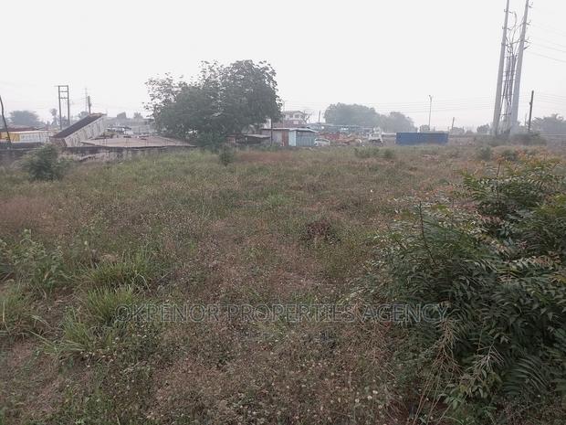 Roadside Land for Sale at Lapaz · Photo 4