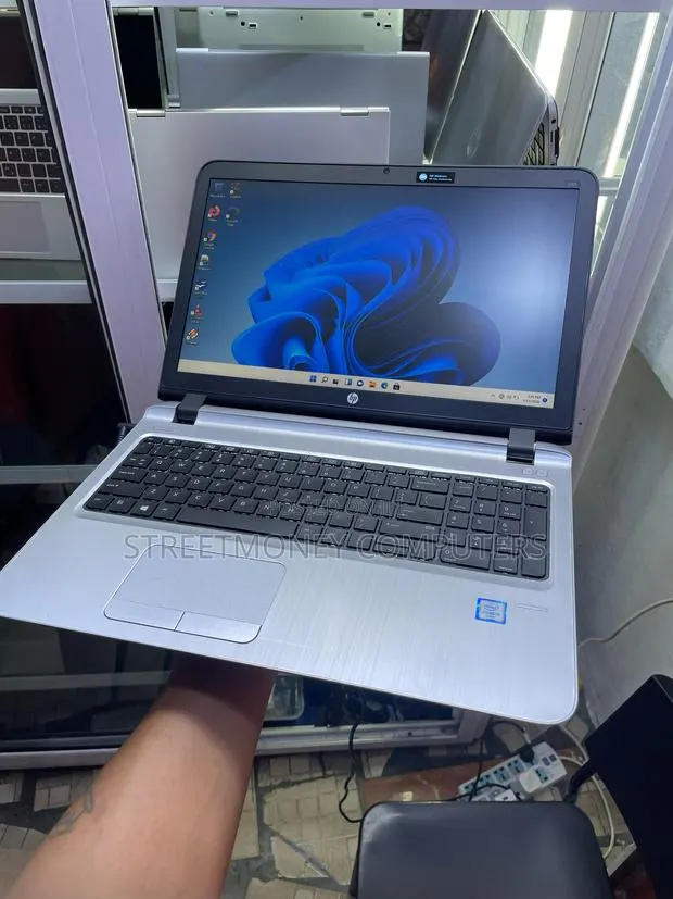 Laptop HP ProBook 450 8GB Intel Core i5 SSD 128GB · Photo 1