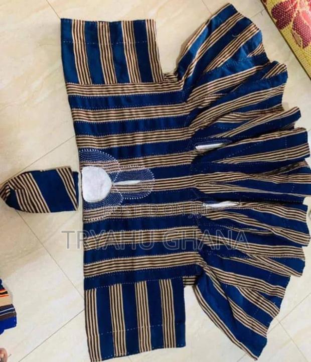 Get the Best Deals on Northern Fugu Hand-Made Male Smock · Photo 2