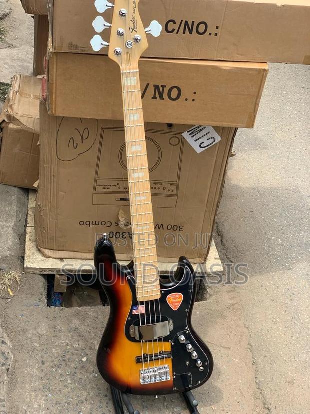 Fender Active Jazz Bass Guitar (Black-red) · Photo 1