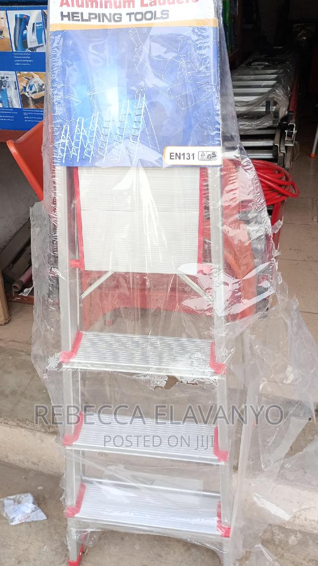 4step Aluminum Ladder · Photo 1