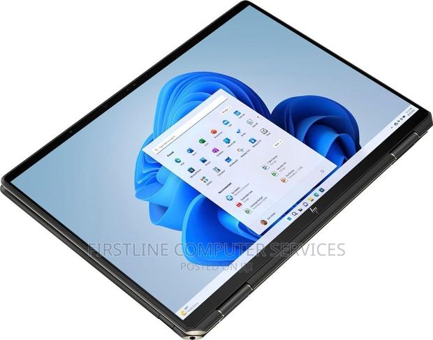 New Laptop HP Spectre X360 16GB Intel Core I7 SSD 512GB · Photo 2