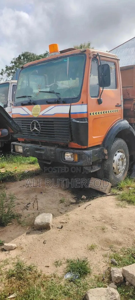 Mercedes Benz V6 for Sale · Photo 1