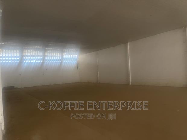 800 SQM Warehouse at Spintex for Rent · Photo 4