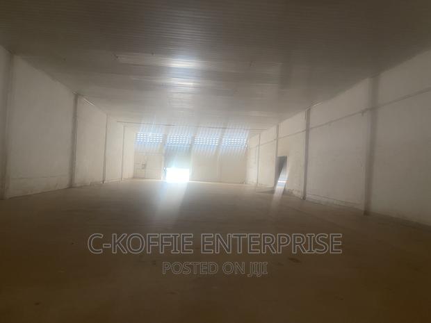 800 SQM Warehouse at Spintex for Rent · Photo 5