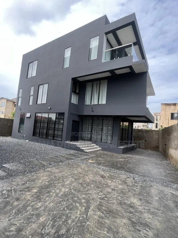 Furnished 4bdrm Townhouse / Terrace in Tseaddo for rent · Photo 1