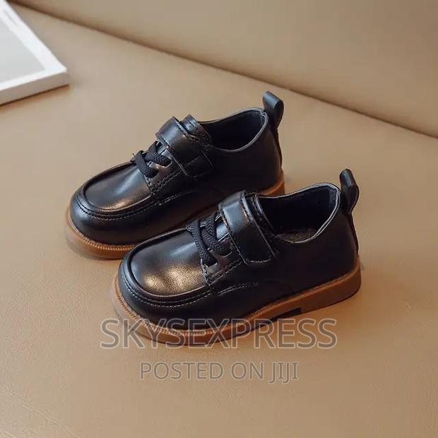 New Children Leather Shoes · Photo 2