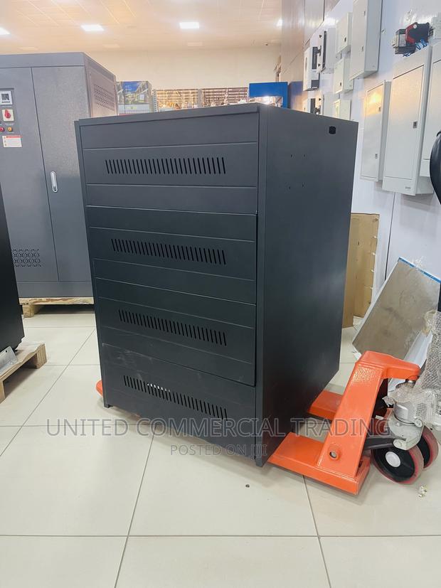 Ups Battery Cabinet · Photo 4