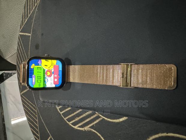 Stainless Steel Smart Watch · Photo 3