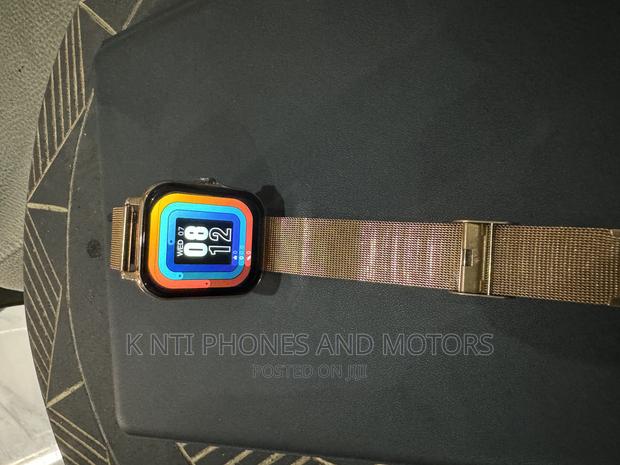 Stainless Steel Smart Watch · Photo 4
