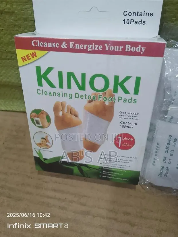 Kinoki/ Detox Foot Pads · Photo 1