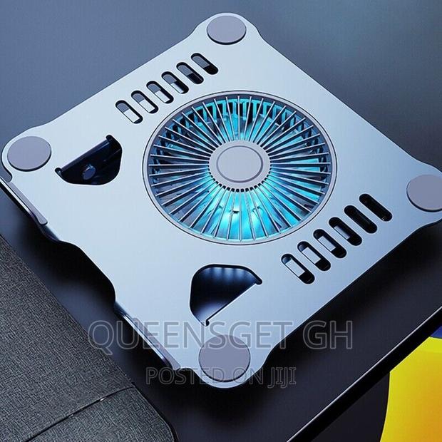 Rotating Laptop Stand With Single Cooling Fan · Photo 2