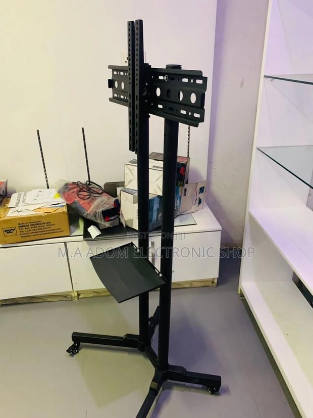 Affordable Moveable Tv Stand for 32 Inch to 65”,Black: · Photo 1