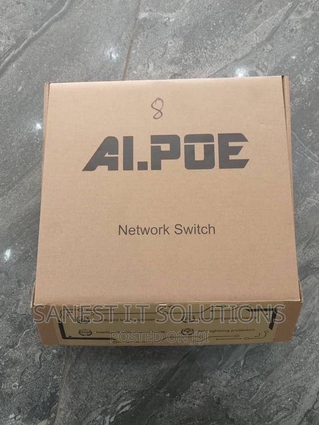 8 Port Poe Switch Ai · Photo 3