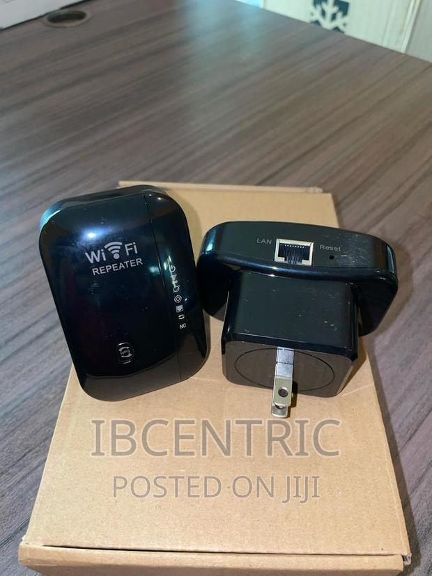 300mbps Wifi Range Extender · Photo 4