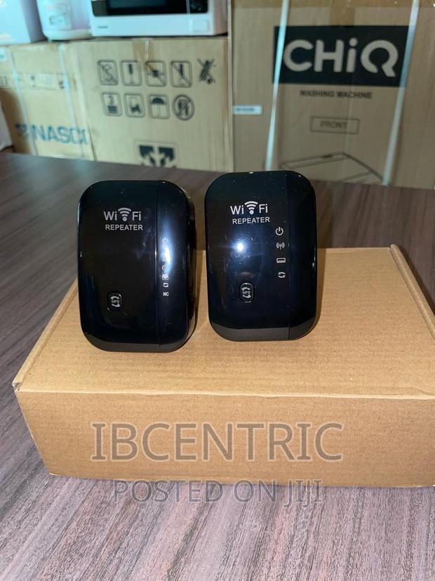 300mbps Wifi Range Extender · Photo 2
