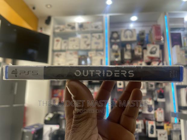 Outriders Playstation 5 · Photo 2
