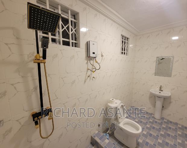 Airbnb 1 Bedroom Exctv Fully Furnished Apartment at Fise · Photo 5