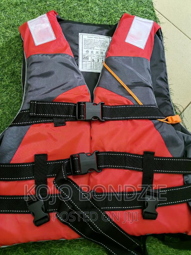 Life Jacket With Whistle · Photo 2