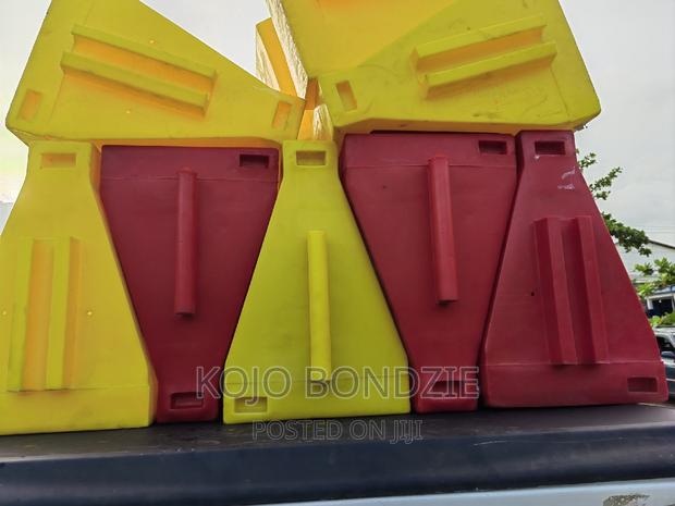 Road Block /Barricade · Photo 2