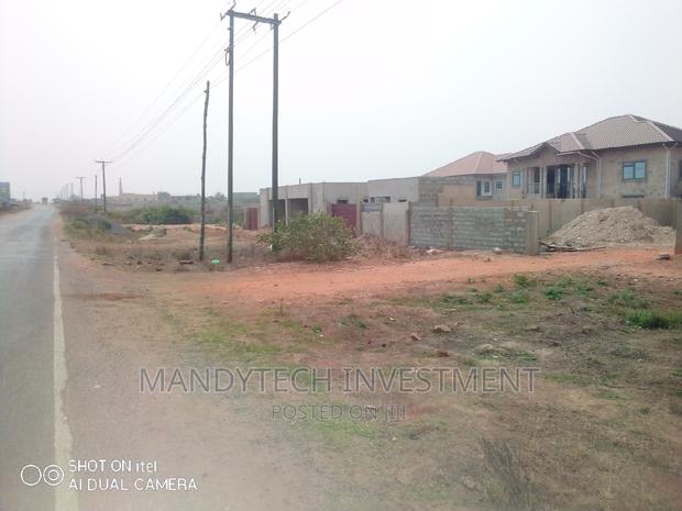 4 Plots of Roadside Land at Amrahia / Katamanso · Photo 3