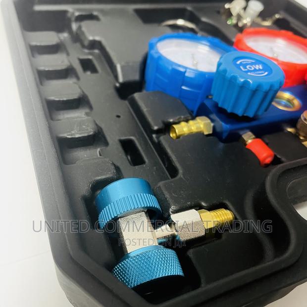 AC Manifold Gauge Horizontal · Photo 2