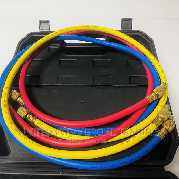 AC Manifold Gauge Horizontal · Photo 3