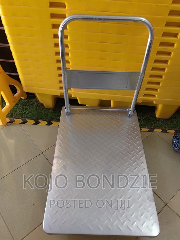 Metal Platform Trolley Industrial 400kg · Photo 1