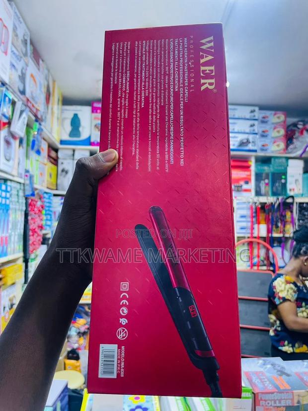 Super Hair Straightener · Photo 1