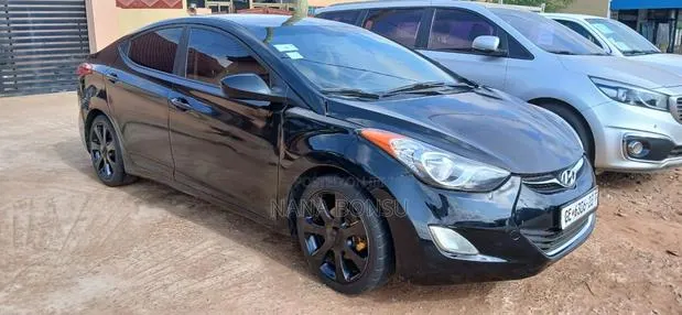Hyundai Elantra Limited Sedan FWD (1.8L 4cyl 6A) 2013 Black · Photo 1