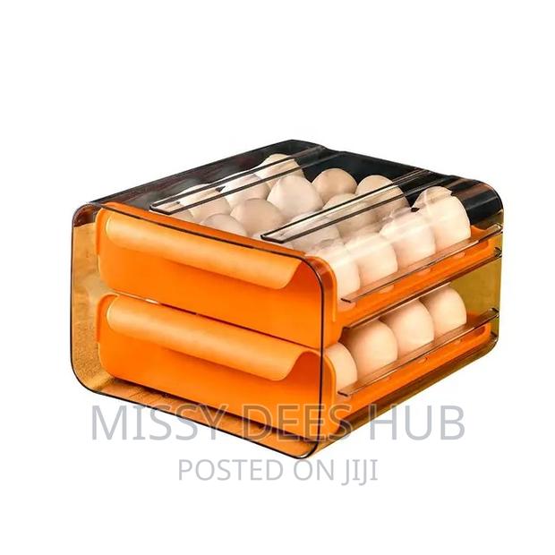 32 Grid Capacity , Two Layers, Stackable Egg Storage · Photo 3