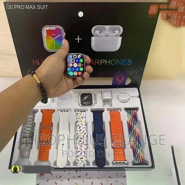 I30 Smart Watch Suit. Multiple Straps With Free Airpods · Photo 1